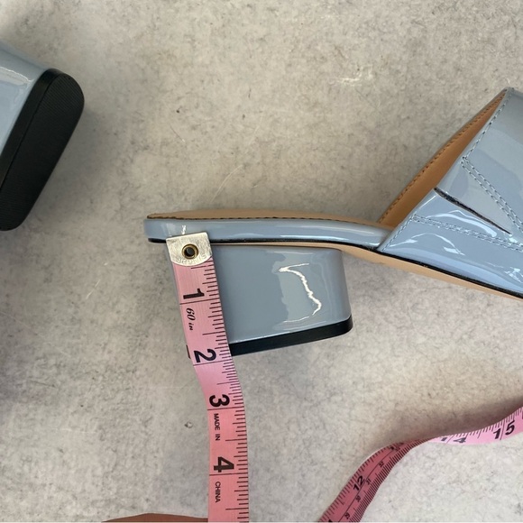 J. Crew || 1997 Mules in Patent Leather Icy Blue 8 Heels Slides Sandals - Picture 9 of 9